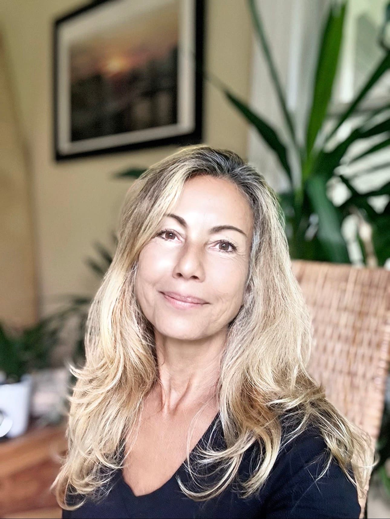 Cat Salony sovereign power shot